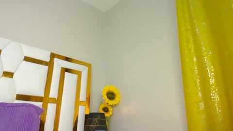 brielle online show from 03/01/25, 05:16