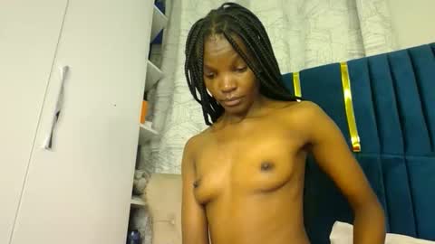 brielle online show from 10/31/25, 08:43