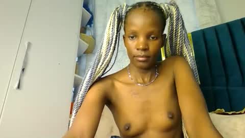 brielle online show from 11/23/25, 10:04