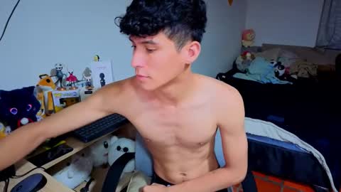 Lu Independent Model online show from 11/14/25, 01:15