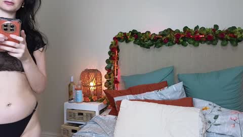 Lucy online show from 02/02/25, 09:13