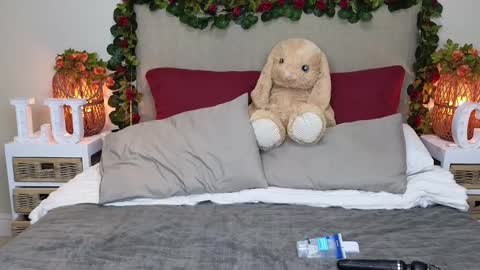 Lucy online show from 03/07/25, 09:06