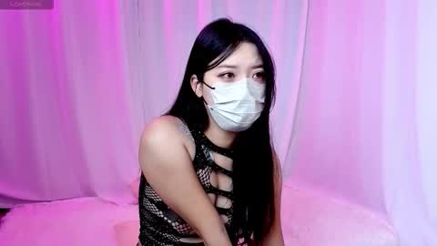 Snapshot of lucy741540 chatting on 12/18/25, 01:44 lucy741540 online show from 12/18/25, 01:44