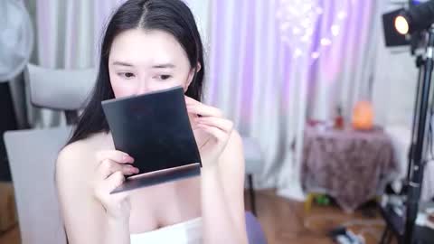 Snapshot of lucy__bb chatting on 02/15/26, 02:19 Lucy online show from 02/15/26, 02:19