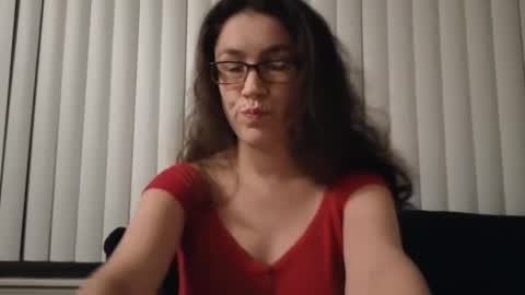 Snapshot of lucy_allison chatting on 01/22/25, 05:05 Lucy online show from 01/22/25, 05:05