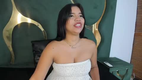 Lucia  online show from 05/28/26, 02:14