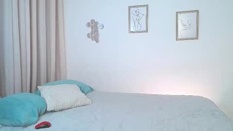 Snapshot of lucy_be chatting on 03/25/26, 12:38 Lucia online show from 03/25/26, 12:38