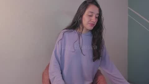 Lucy Herrera online show from 04/24/26, 03:25