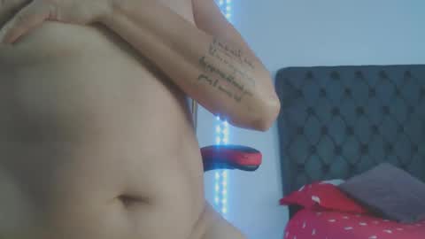 Snapshot of lucy_chanell chatting on 02/02/25, 10:17 lucy online show from 02/02/25, 10:17