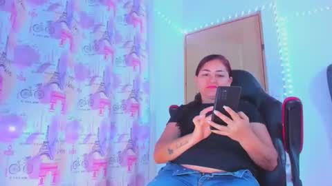 lucy online show from 05/17/26, 12:52