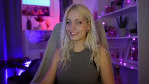 Cutie Lucy online show from 07/25/26, 06:16