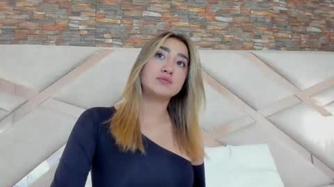 lucy_davies_ online show from 05/04/26, 11:28