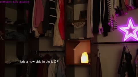 Lucy. online show from 01/08/25, 04:34