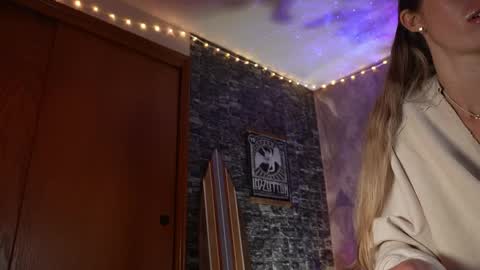 Lucy. online show from 05/12/26, 04:31
