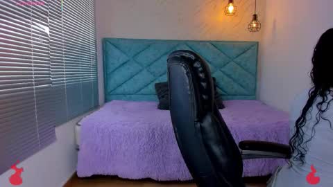 Lucy Greys online show from 01/07/26, 12:07