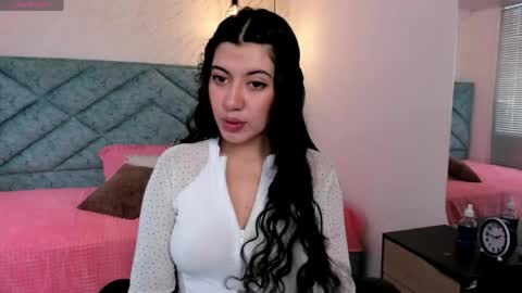 Lucy Greys online show from 04/29/26, 01:15