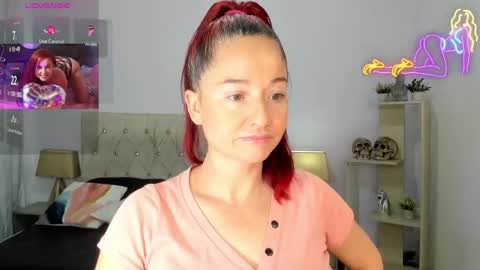 Snapshot of lucy_hot77 chatting on 10/11/25, 07:12 Lucia online show from 10/11/25, 07:12