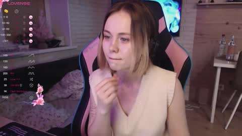 Lucy online show from 12/21/25, 09:22