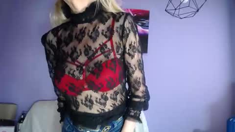  SleepyAbuela online show from 04/25/26, 01:41