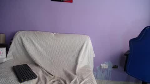  SleepyAbuela online show from 04/27/26, 01:53
