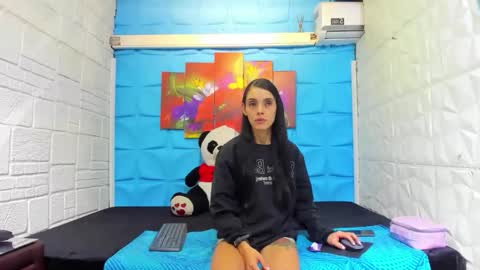 Lucy unlimit come back here  online show from 12/01/25, 01:38