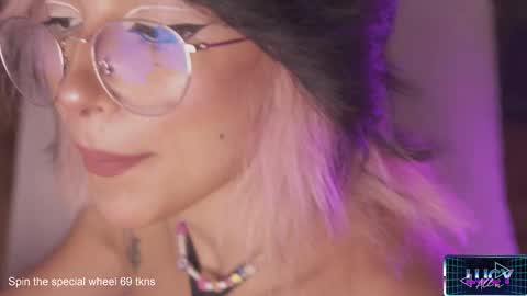 Lucy Alien  online show from 01/27/25, 09:44