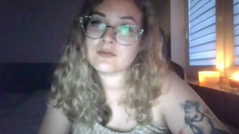 Snapshot of lucyflirt chatting on 07/07/26, 06:45 lucyflirt online show from 07/07/26, 06:45