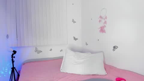 Snapshot of lucygarciia chatting on 01/07/26, 07:16 Lucy online show from 01/07/26, 07:16