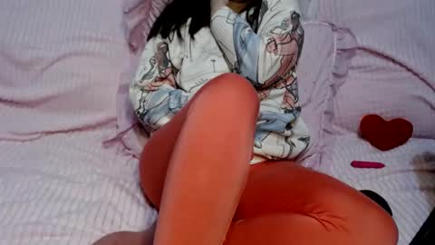 LucyGoldS online show from 01/28/25, 09:19