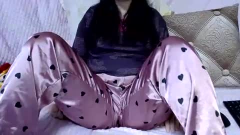 Snapshot of lucygolds chatting on 02/05/26, 06:18 LucyGoldS online show from 02/05/26, 06:18