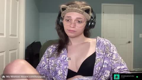 Snapshot of lucyguze chatting on 05/07/26, 07:47 Lucy online show from 05/07/26, 07:47