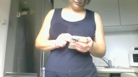 Snapshot of lucyhot6 chatting on 11/09/25, 08:01 lucybylucy online show from 11/09/25, 08:01