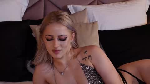 Lucy Lexton online show from 03/09/25, 01:37