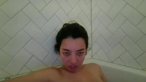 lucylitt25 online show from 06/19/26, 06:01