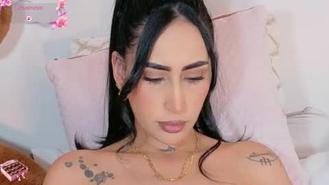 Snapshot of lucylunne chatting on 05/14/26, 09:21 Lucy Lunne online show from 05/14/26, 09:21