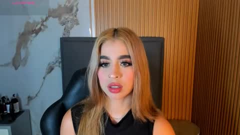 L U C Y  online show from 02/24/26, 12:25