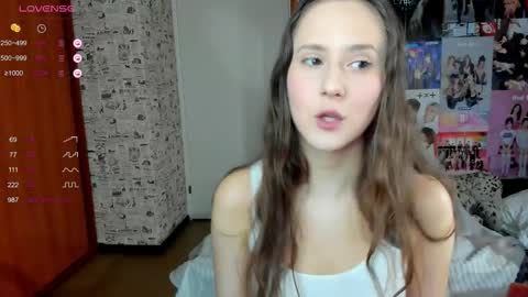 Lucy Rose online show from 10/15/25, 05:07