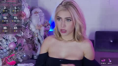 Snapshot of lucyrouse18 chatting on 01/05/25, 11:55 Lucy online show from 01/05/25, 11:55