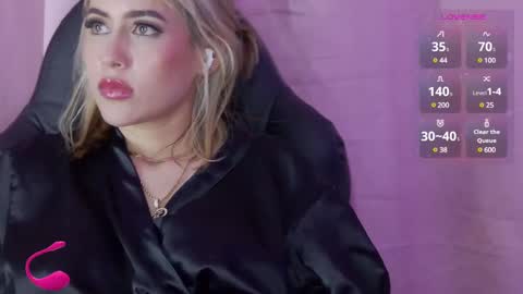 Snapshot of lucyrouse18 chatting on 02/13/25, 01:26 Lucy online show from 02/13/25, 01:26