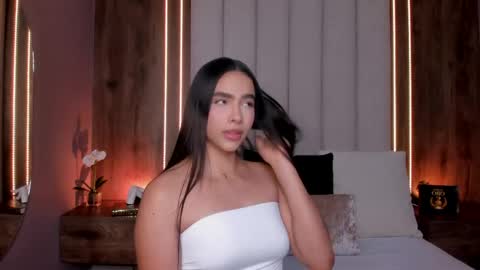 Lucy online show from 06/07/26, 05:22