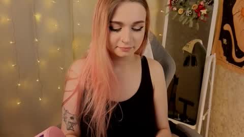 Snapshot of lucysbrain chatting on 01/11/26, 05:29 Lucy online show from 01/11/26, 05:29