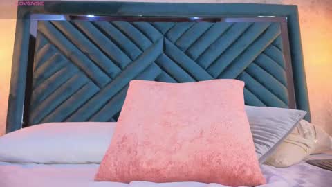 Lucy online show from 09/26/25, 04:49