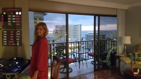 Snapshot of lucyvybes_and_gogert chatting on 12/19/25, 04:08 Lucy Vybes and Go-Gert online show from 12/19/25, 04:08