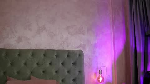 Snapshot of lucywilow chatting on 02/22/26, 04:35 LucyWillow online show from 02/22/26, 04:35