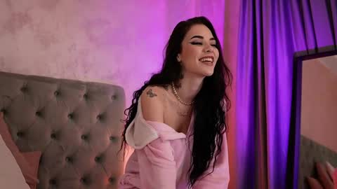 LucyWillow online show from 04/29/26, 05:55