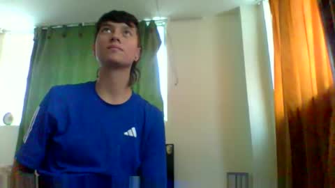 Snapshot of lugiiz05_ chatting on 10/29/25, 08:10 lugiiz05_ online show from 10/29/25, 08:10