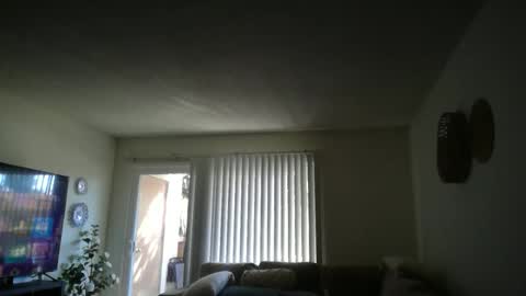 Snapshot of luh698171 chatting on 04/13/26, 10:48 Luxious online show from 04/13/26, 10:48