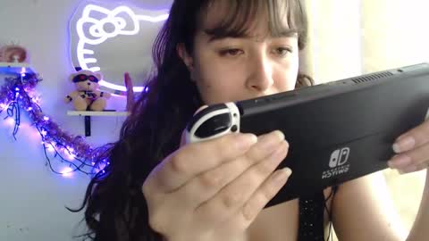 Snapshot of luhannaeverdeen chatting on 01/09/26, 10:11 Luhana online show from 01/09/26, 10:11