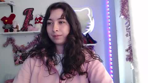 Snapshot of luhannaeverdeen chatting on 02/03/26, 01:49 Luhana online show from 02/03/26, 01:49