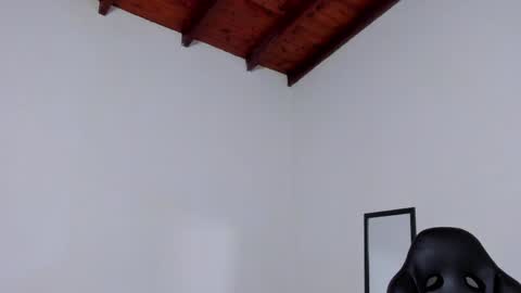 Snapshot of luigi1_ chatting on 05/17/26, 01:03 Luigi Vitale online show from 05/17/26, 01:03